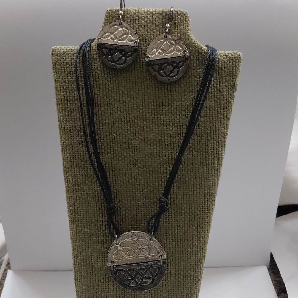 Silver-Tone Celtic Pendant Necklace & Earring Set - Women's Jewelry